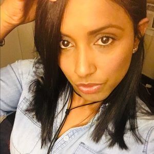 Meet your Posher, Kendra